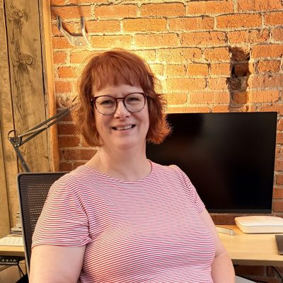 Wendy Komancheck - Copywriter - Improve & Grow